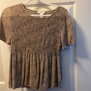 Urban Romantics Size L Women’s Short Sleeve Top